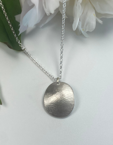 LYNSEY DE BURCA Dochas Necklace - Silver