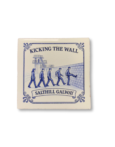 STEPHEN FARNAN STUDIO Belfast Delft-Kicking the Wall Large