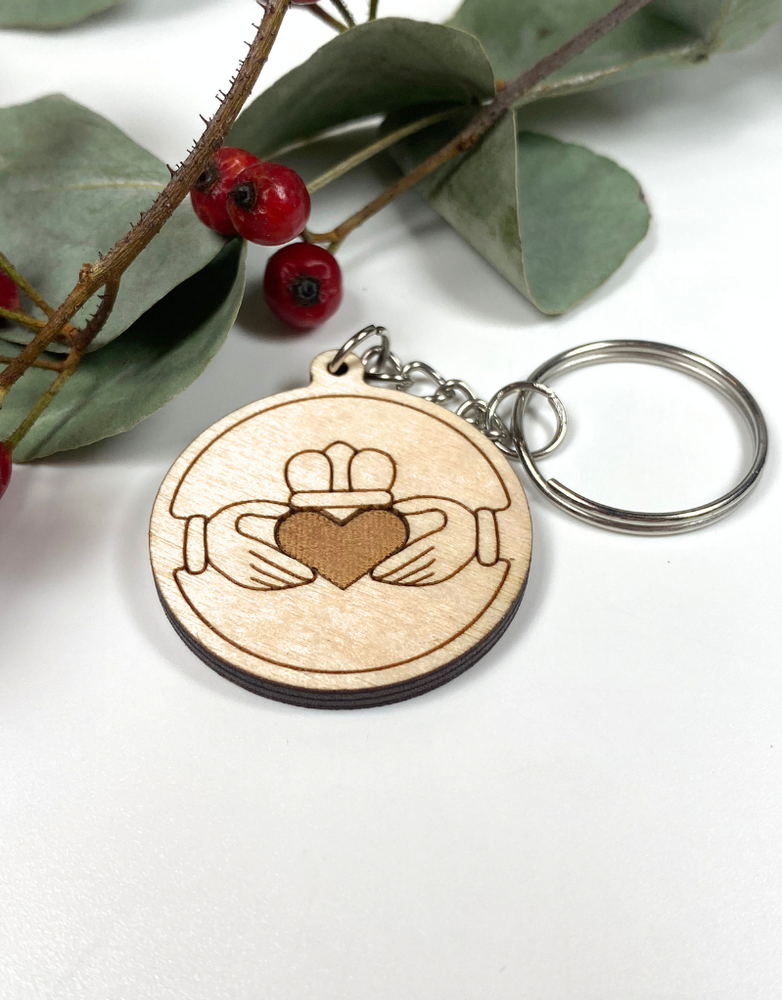 MY SHOP COLLECTION Wooden Keyring - Claddagh