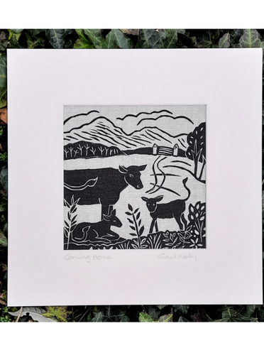ALGAN ARTS Linen Print- Coming Home