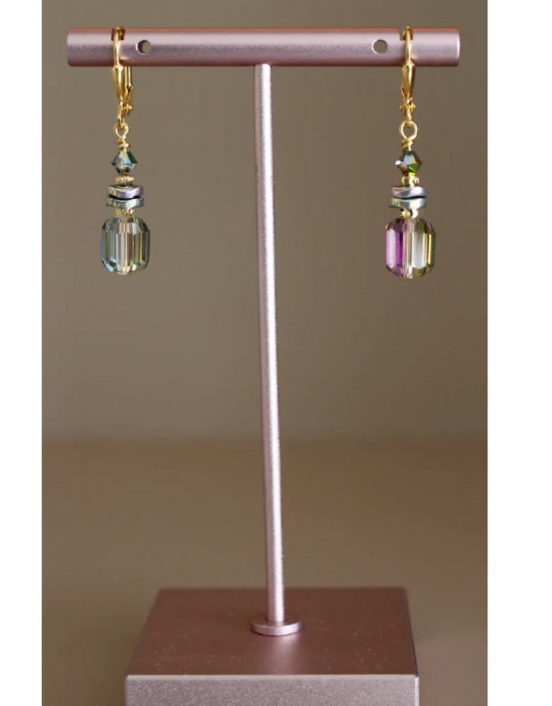 K KAJOUX Nocturne Olive Short Earrings