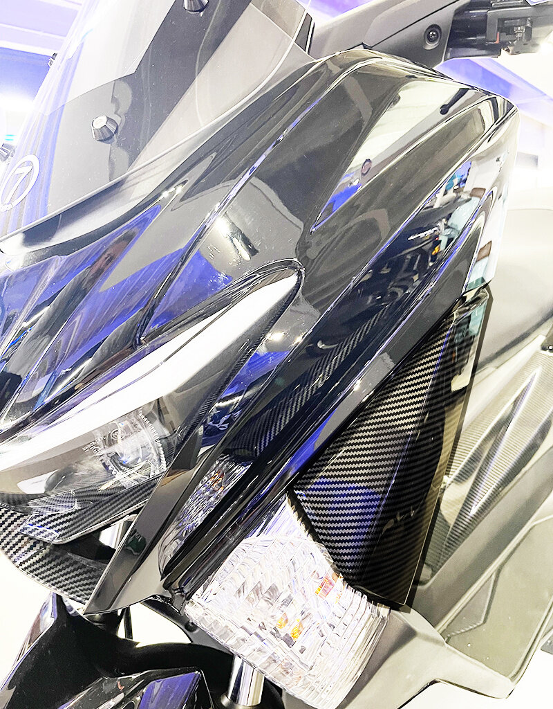 Seven2 - Front left body panel carbon (side) (PP)