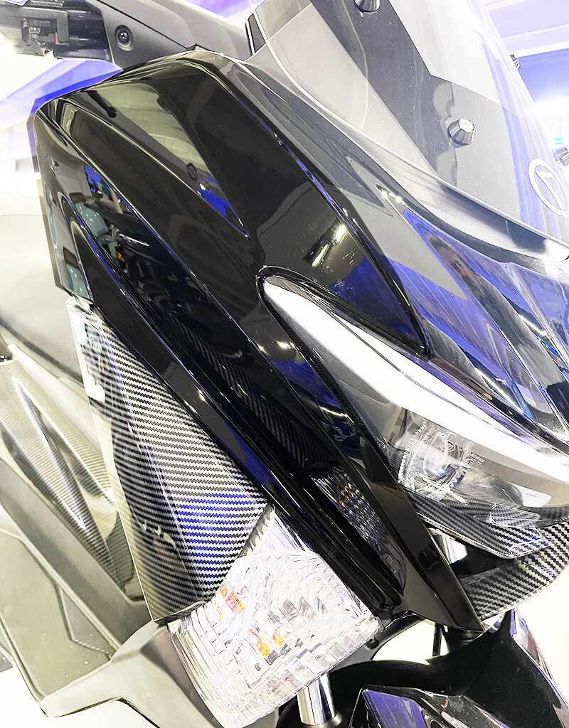 Seven2 - Right front body panel (PP)