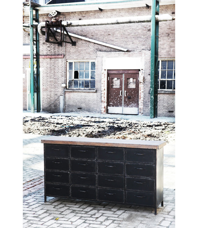 Rootsmann Kommode mit 16 Schubladen