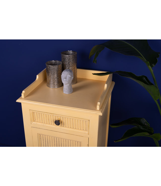 Rootsmann Rootsmann kleiner Vitrinenschrank | Gelb