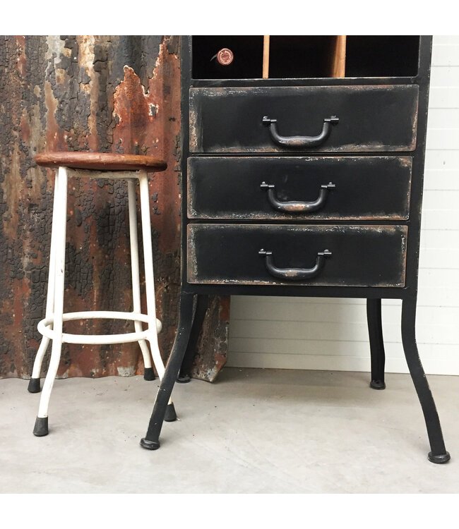 Rootsmann Hoher Getränkeschrank