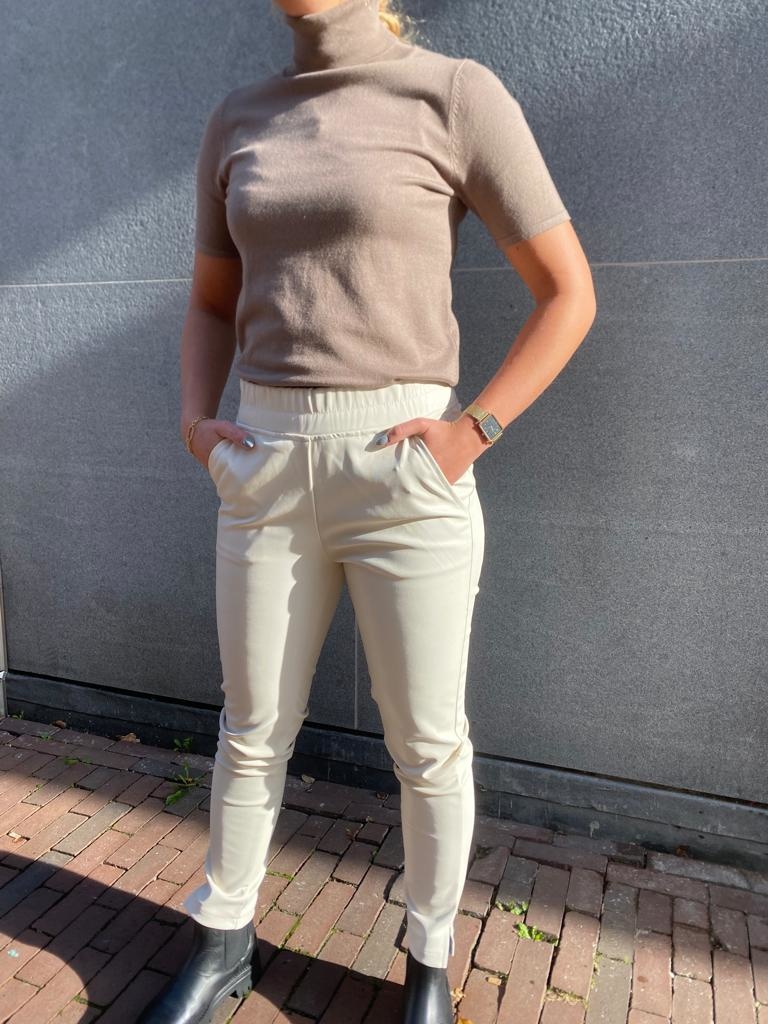 Ambika Trui M13218 Top - Light Beige - Greenfield Fashion