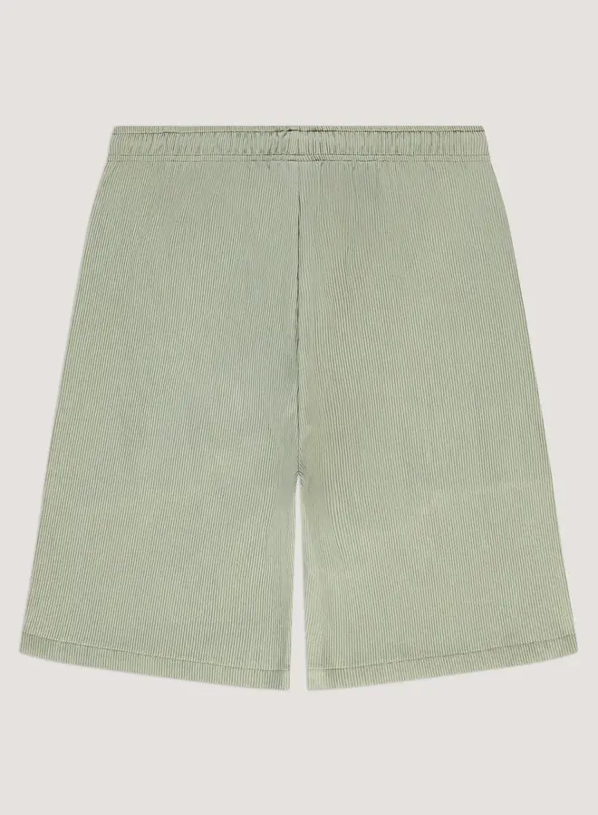 Kultivate Short Luxury Structure 2501024400 - 741 Iceberg Green