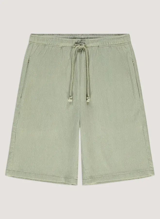 Kultivate Short Luxury Structure 2501024400 - 741 Iceberg Green
