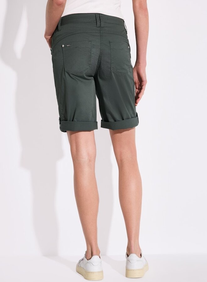 Street one Short - 15518 Marshy Green