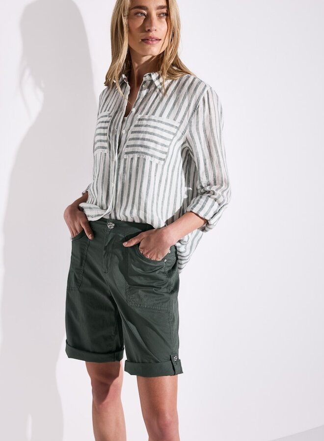 Street one Short - 15518 Marshy Green