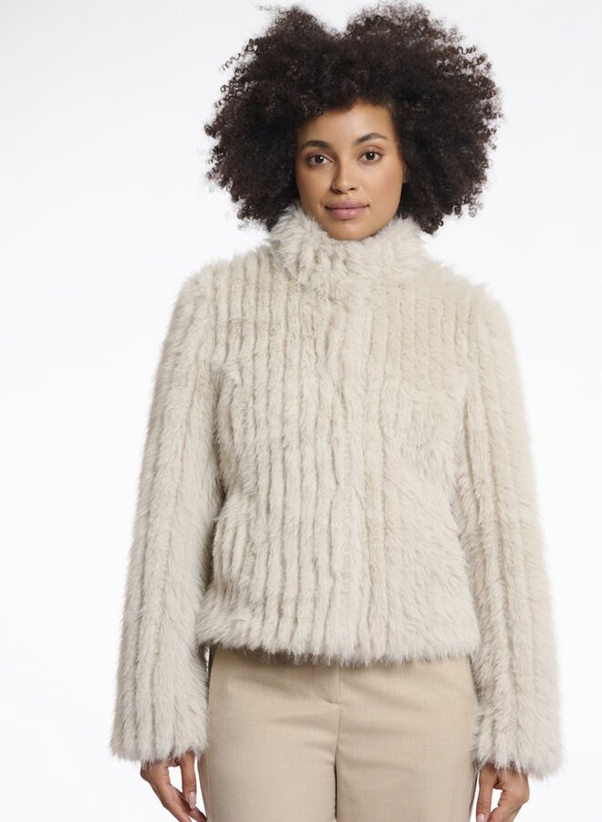 Fluffy Jas Faith.7002511 - 9030 Birch