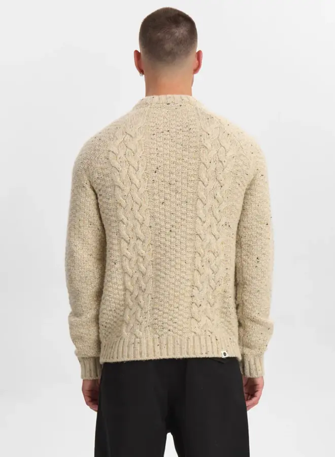 Anerkjendt Trui 902030 AKSUNE CABLE KNIT - 9503 Tofu