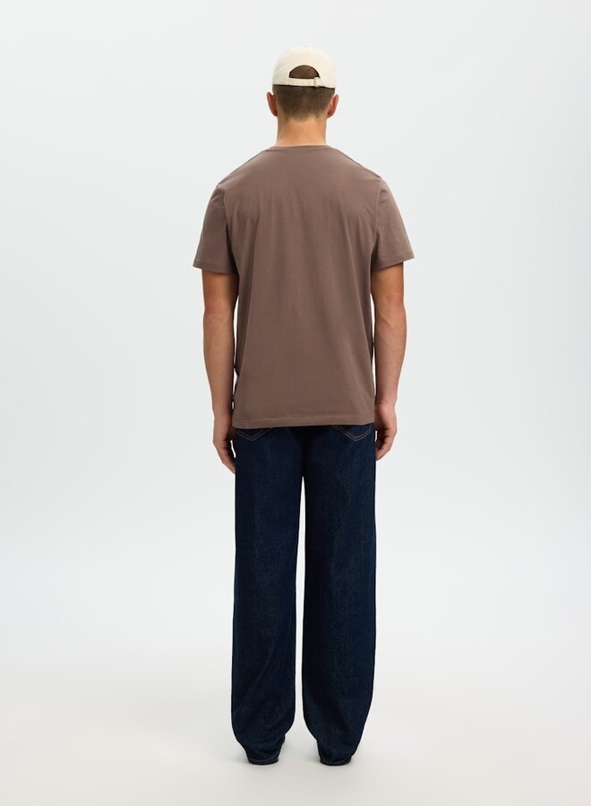 selected T-Shirt 16087842 - Morel