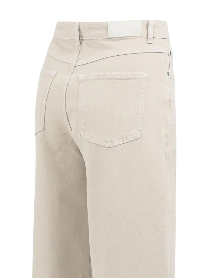 Yaya Jeans 01-311122-601 - 51306 - Oxford Tan Brown