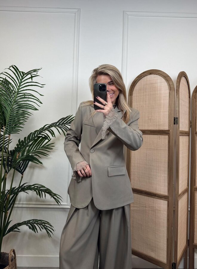 Ambika Blazer Ine - Light Taupe