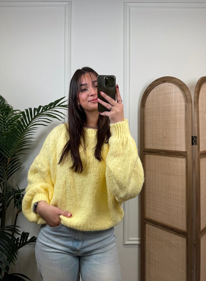 Ambika Trui 30099 - Geel