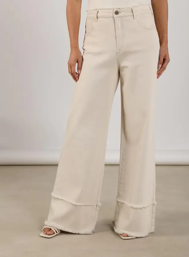 Jeans Shay Pants Ruffle NKS09064 - Off White