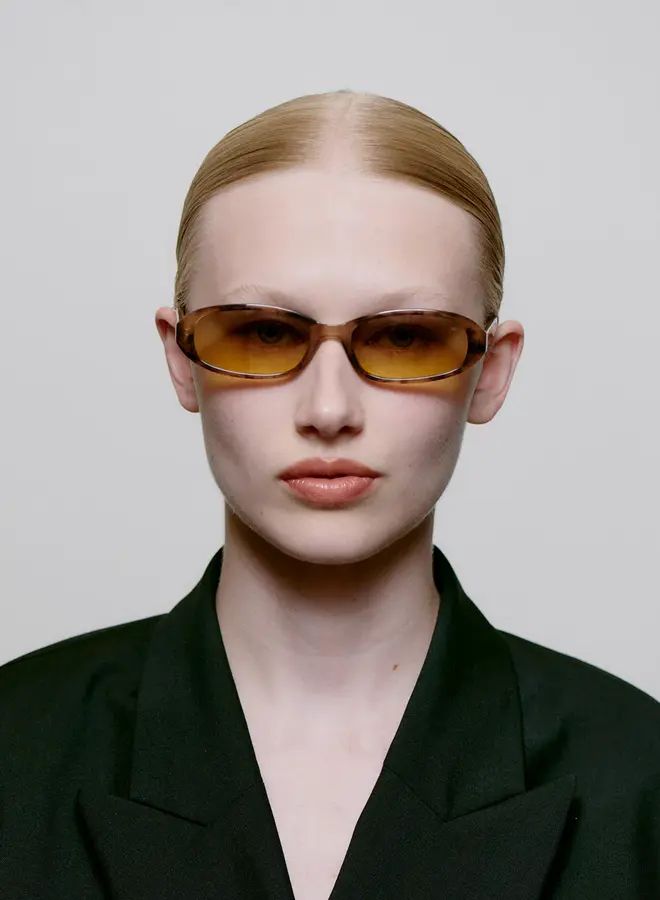 A.kjaerbede Zonnebril Macy KL2415-005 - Coquina