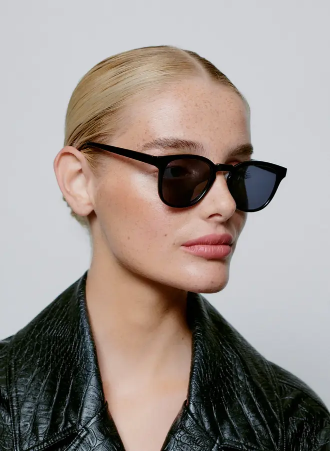 A.kjaerbede Zonnebril Bate KL1910-1 - Black