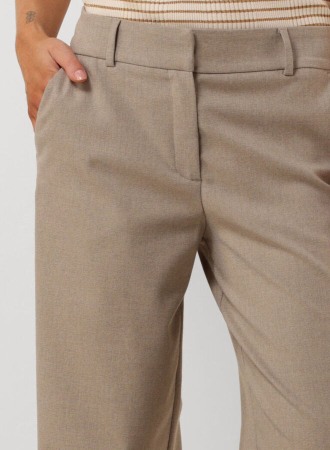 Five Units Pantalon Dena Long 22984 - 30937 Dark Sand