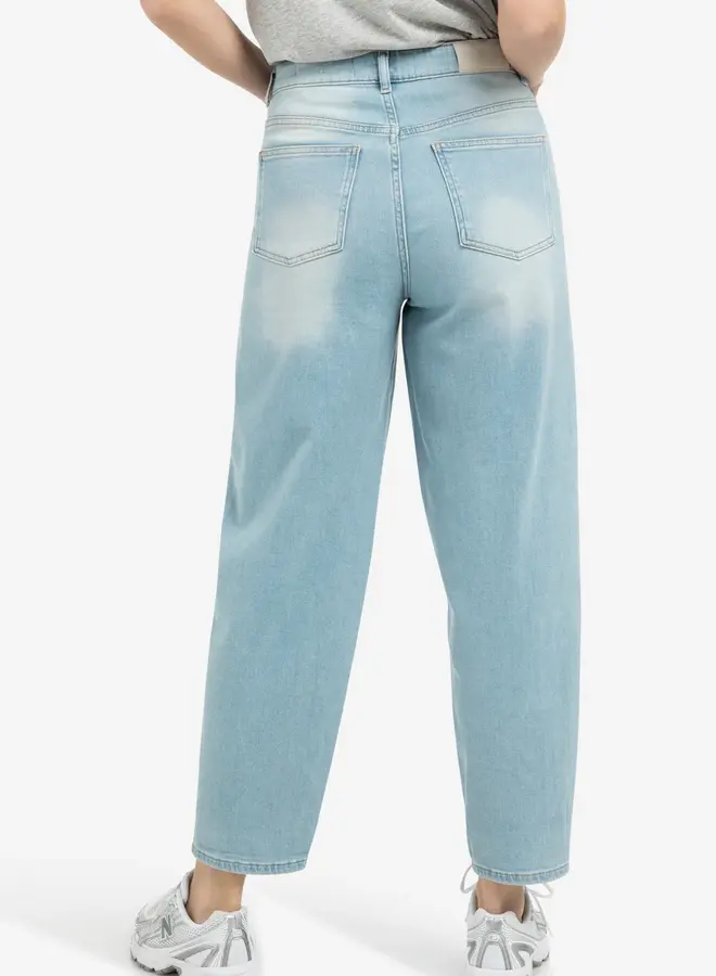 Yaya Jeans Barrel 01-311129-603 - Mid Blue Denim