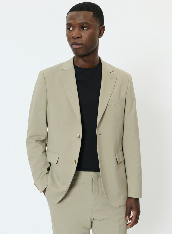 Matinique Colbert MAcharles 30208978 - 171108 Winter Twig