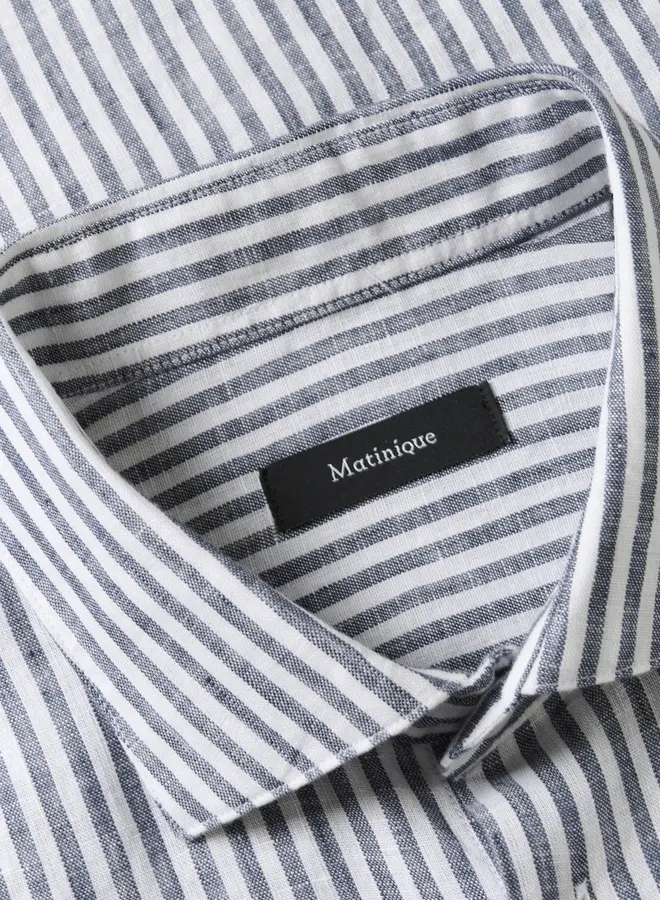 Matinique Linnen Overhemd MAmarc 30207239 - 194011 Dark Navy