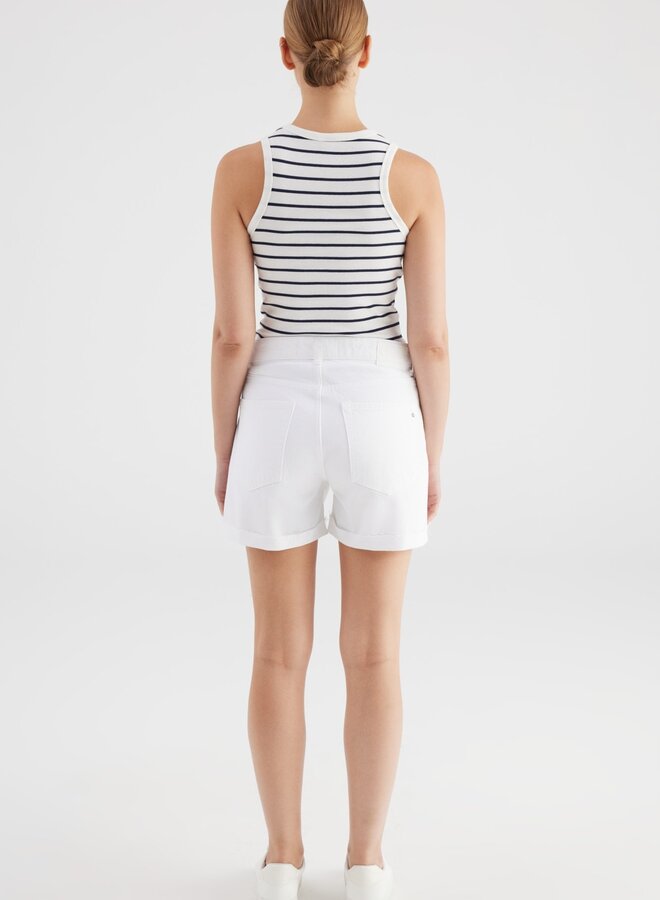 Cup Of Joe Short Tracy - Wit 24L00