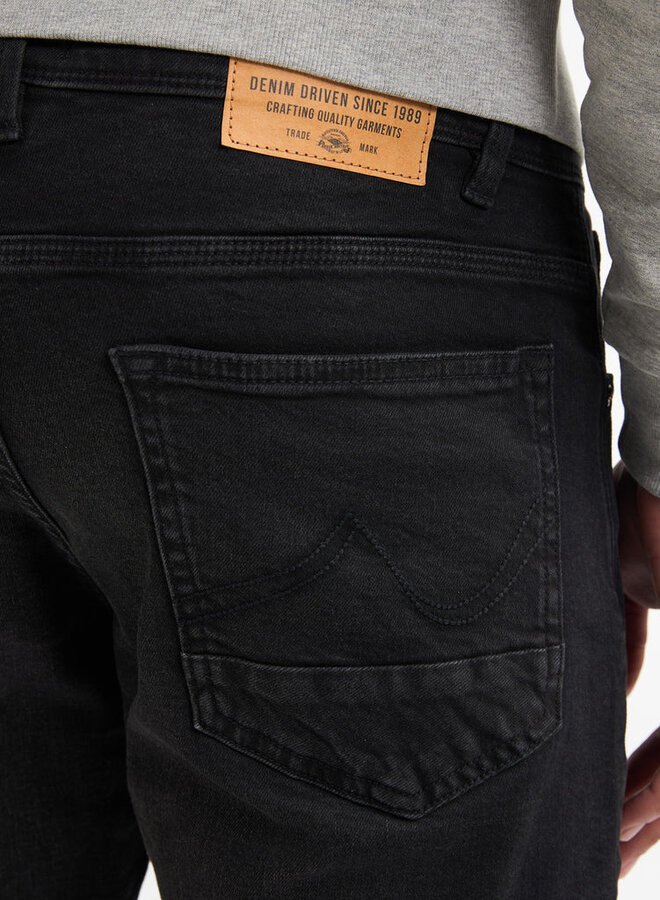 Petrol Tapered Fit Jeans RUSSEL - 9705 Black stone/L30