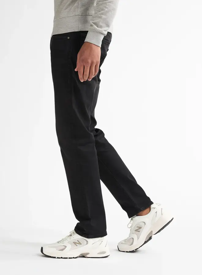 Petrol Tapered Fit Jeans RUSSEL - 9705 Black stone/L30