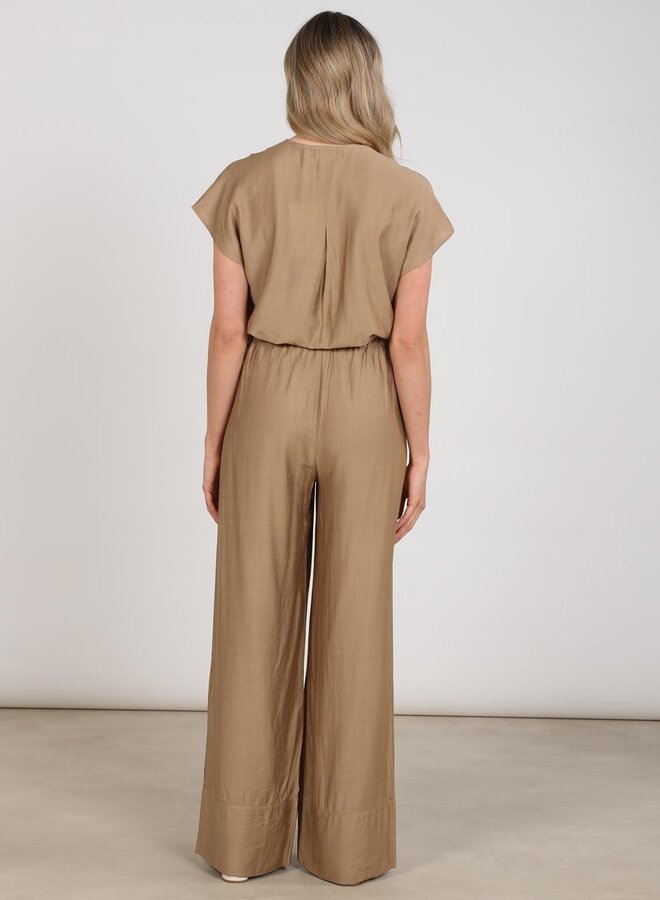 Nukus Wijde Broek Merel NKS09070 - 64 Camel