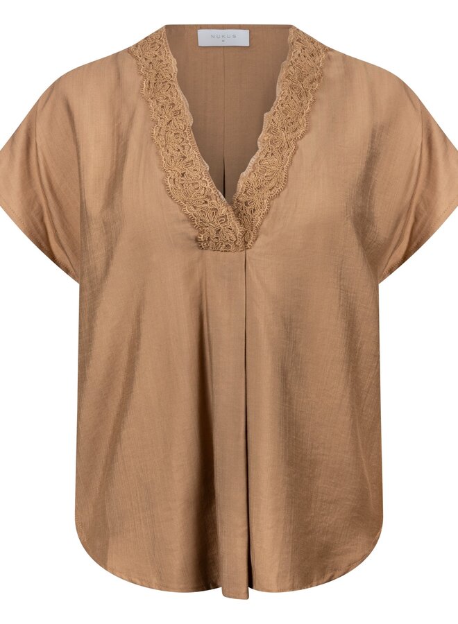 Nukus Top Marlijn NKS01122 - 64 Camel