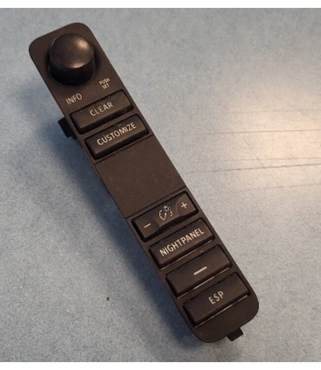 genuine swith night panel button 9-3sport 03-06 used