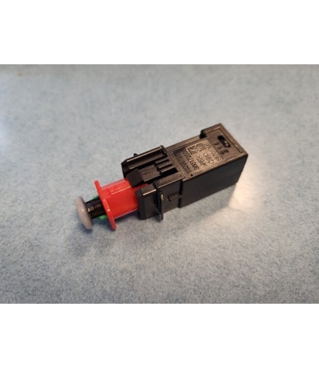 pedaal schakelaar voor remlicht 9-3sport