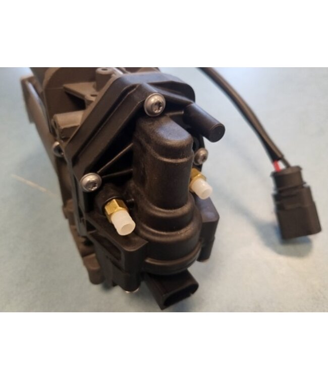 air compressor suspension Model S / X "16-