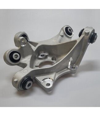 eigen merk knuckle left rear model 3