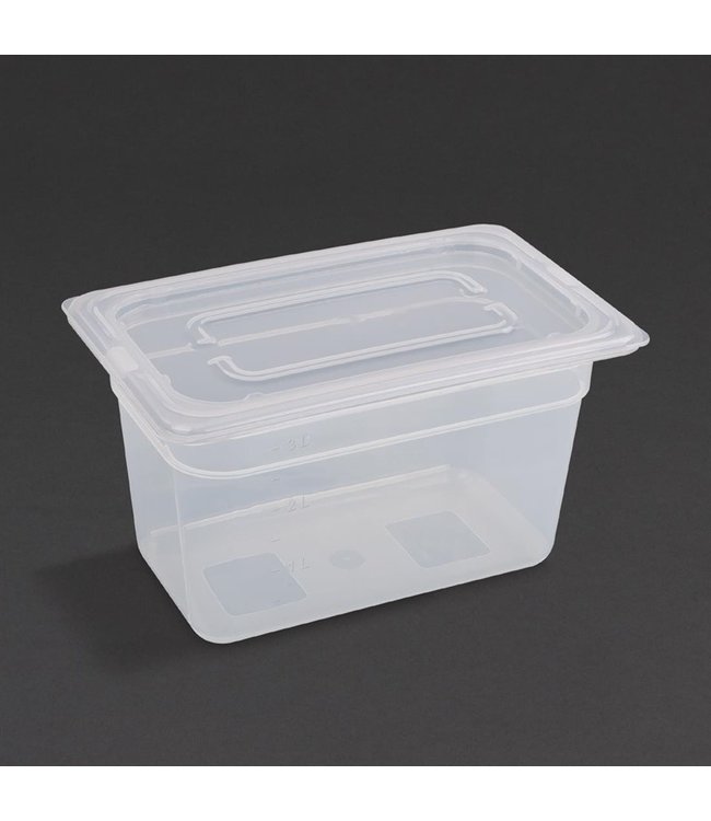 Fusion basic polypropyleen 1/4GN bak m/deksel 3,7 ltr 26,5 x 16,5 x 15 cm | prijs & verp per 4 stuks