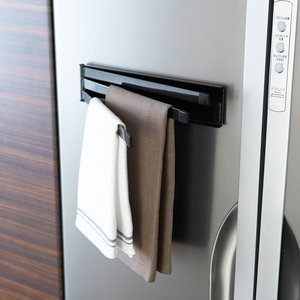 Yamazaki Magnetische handdoek hanger keuken zwart Yamazaki Magnetische handdoek hanger keuken zwart Yamazaki