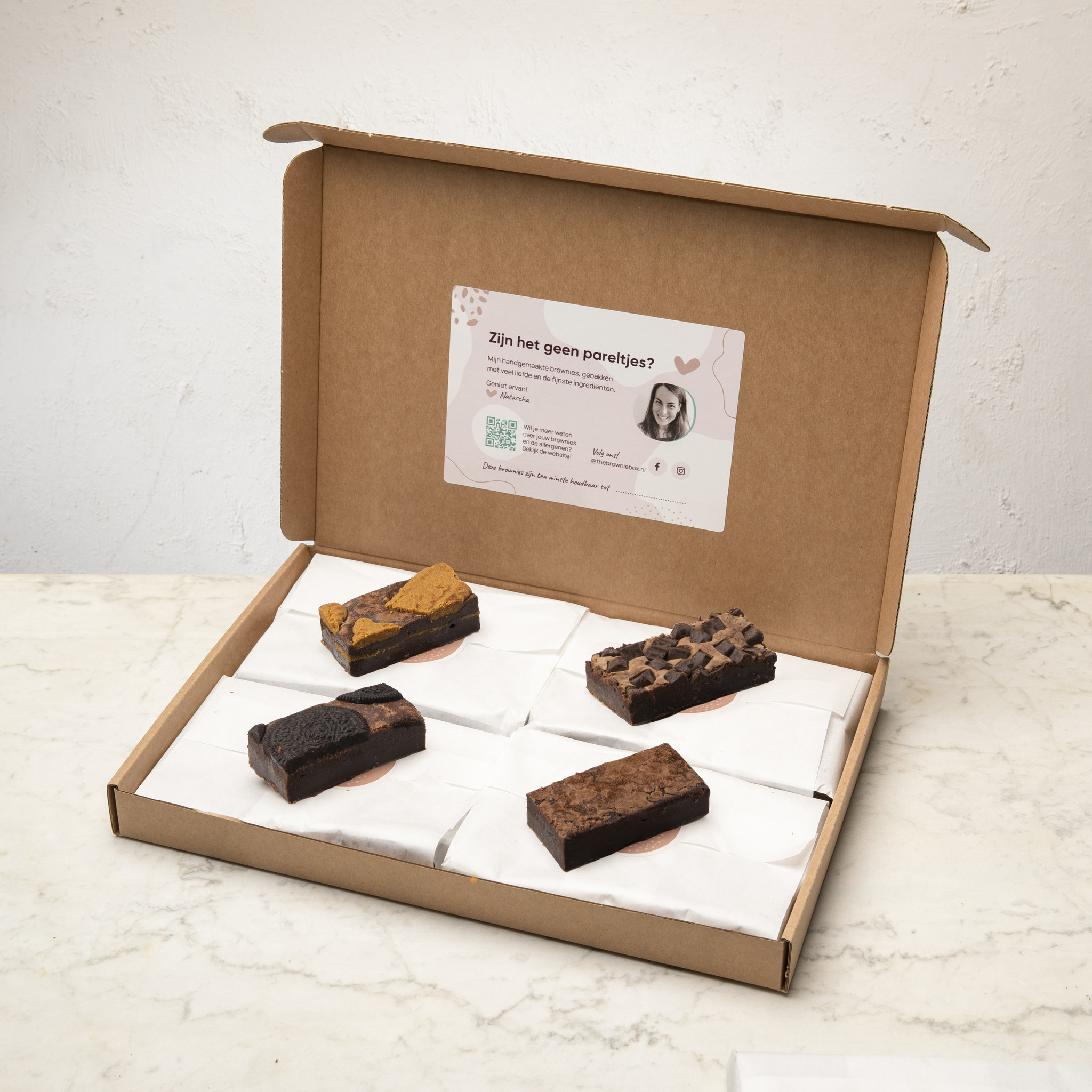 Vegan Double Chocolates, Vegan Oreo, Vegan Originals & Vegan Speculoos (24 stuks) Vegan Double Chocolates, Vegan Oreo, Vegan Originals & Vegan Speculoos (24 stuks)