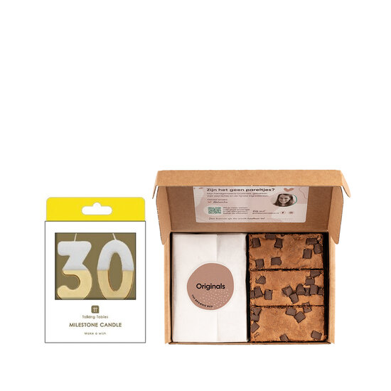 Hoera, jij bent 30 jaar! | Brownies | Verjaardagskaarsjes 30