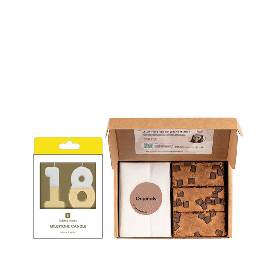 Hoera, jij bent 18 jaar! | Brownies | Verjaardagskaarsjes 18