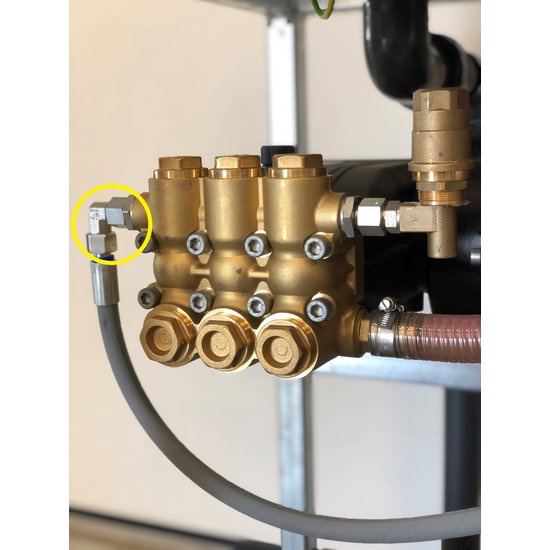 Knie M18 bui - M18 bin