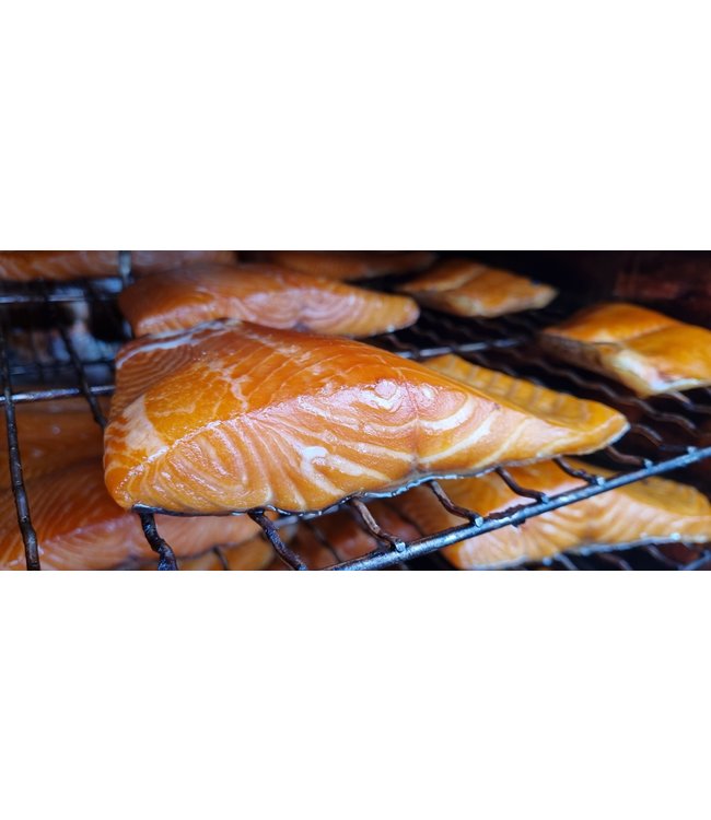 Warm gerookte zalm moten  1 kg