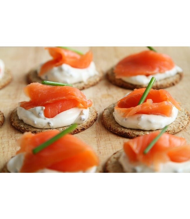 Koud gerookte zalm lang gesneden