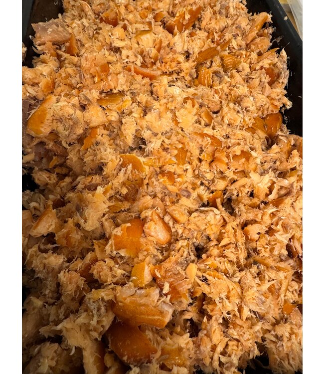 Warm gerookte zalm snippers 250 gram (Pulled zalm)