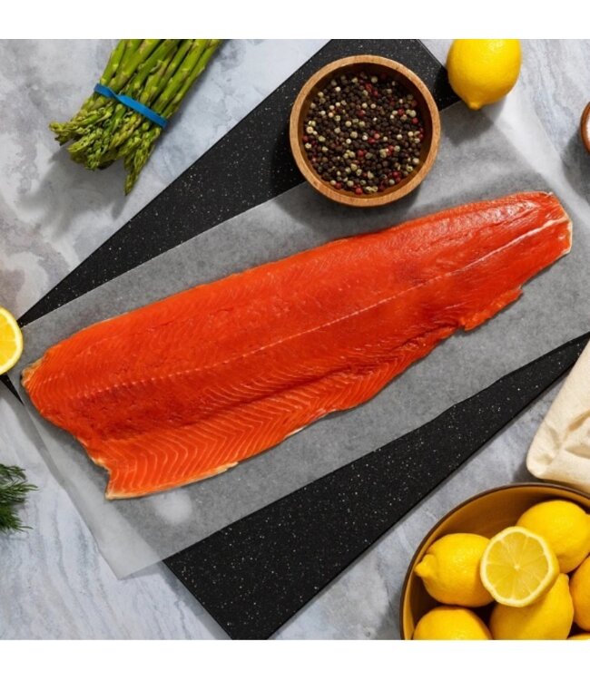 Hele zijde Sockeye zalmfilet met huid (MSC)