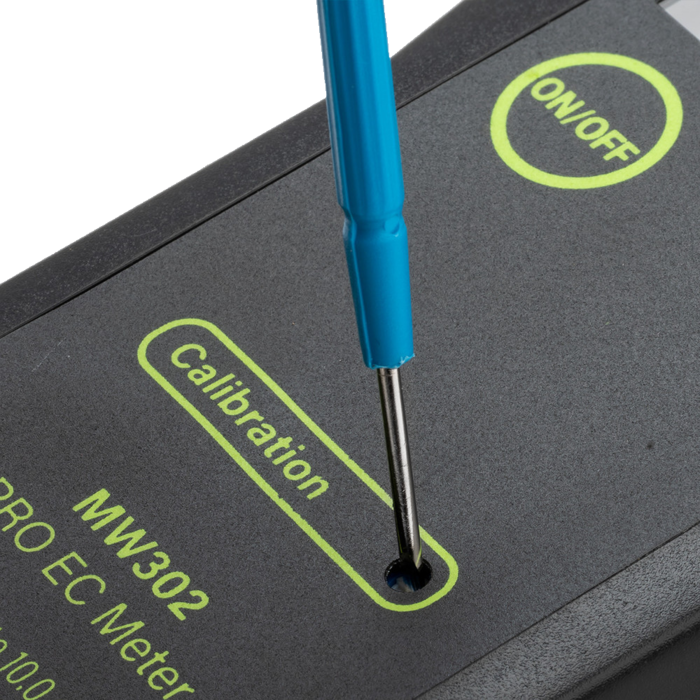 Milwaukee Milwaukee MW302 PRO - Hoog Bereik Geleidbaarheidsmeter