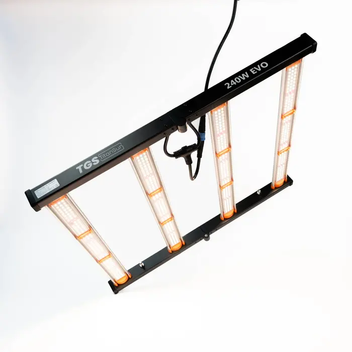 TGS TGS TitanSun LED - Grow Light