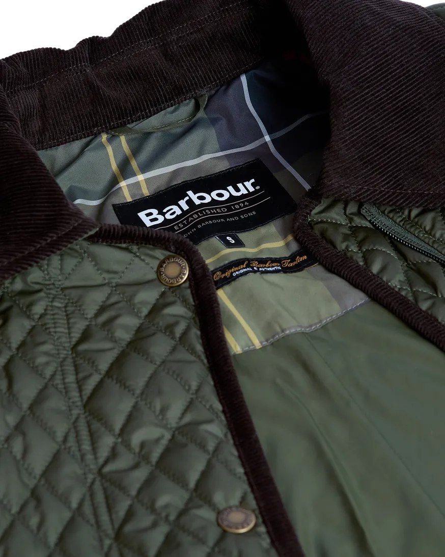 Barbour Oakham Quilted Cape Olive-8
